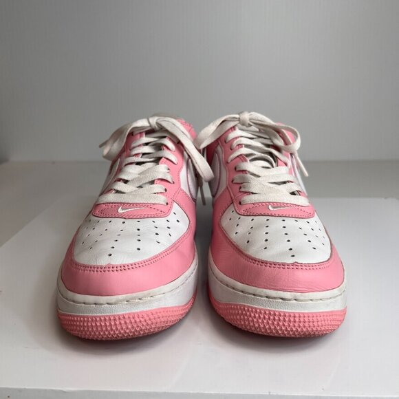 Vintage Nike Women Shoe 10.5 Air Force One Swoosh Low Lace Sneaker Pink Core Go - Picture 3 of 14